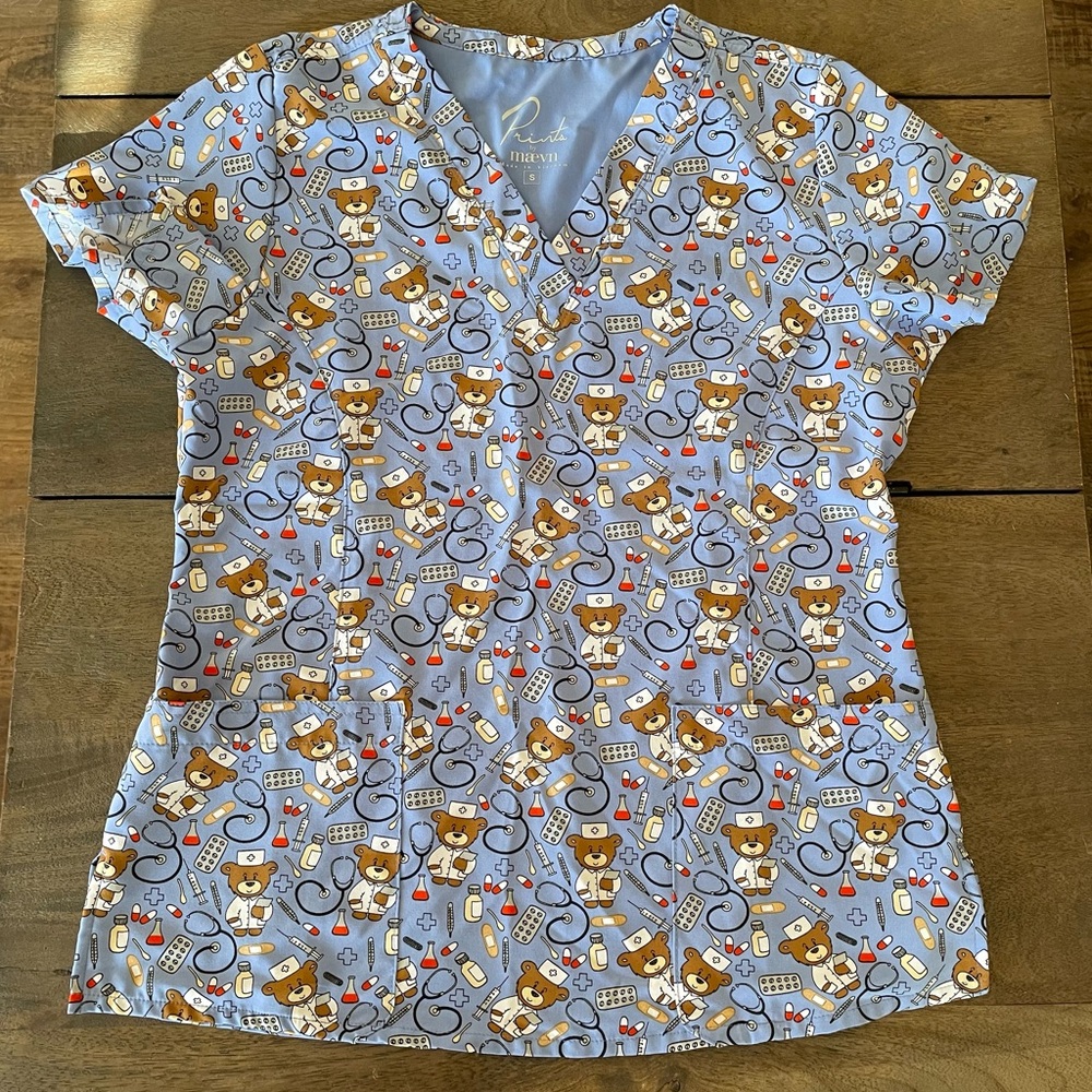 Scrub top